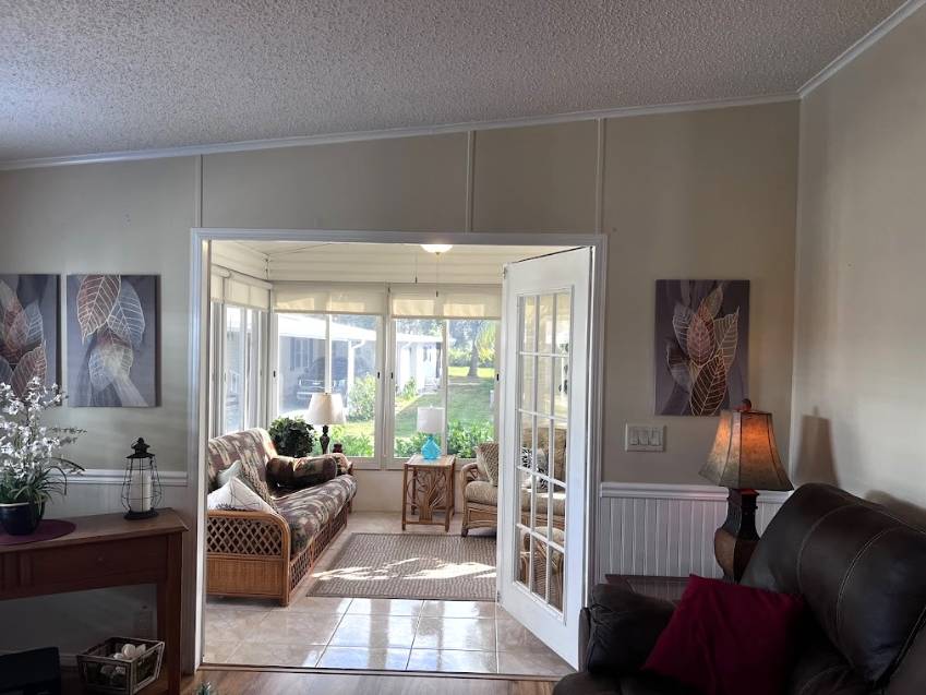 1011 Eagle Drive a Winter Haven, FL Mobile or Manufactured Home for Sale